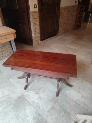 Mesa comedor extensible y elevable