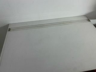 Mesa de dibujo inclinable azul