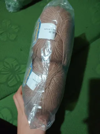 Gomitoli lana merino marrone chiaro