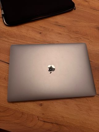 MacBook Pro Apple Plata
