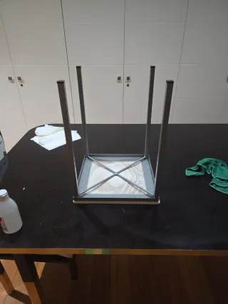 Silla Negra y plateada Tengo 3 iguales