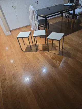 Silla Negra y plateada Tengo 3 iguales