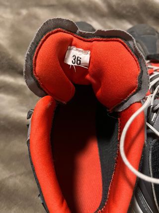 Botas montaña niño T36