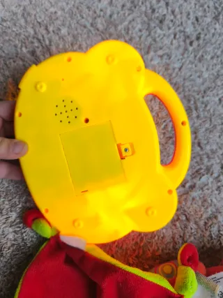 Lote juguetes bebé: sonajero y piano