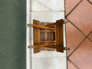 Mesita/taburete plegable de madera