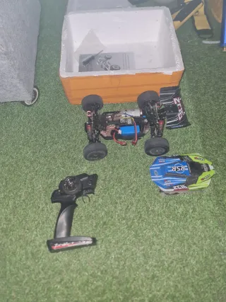 Coche teledirigido RC 2.4G