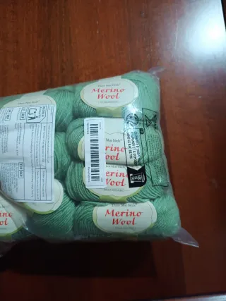 Gomitoli lana Merino verde