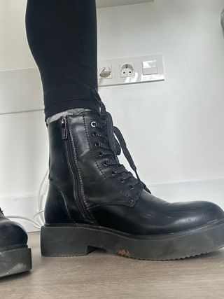 Botas militares negras con cremallera