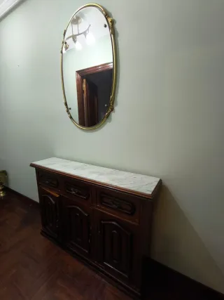 Mueble recibidor madera con espejo