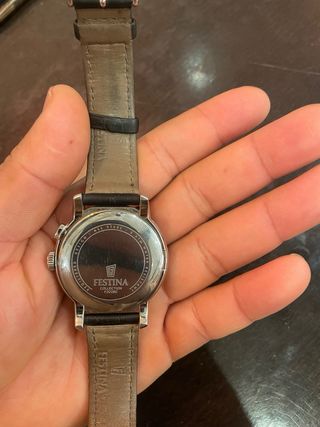 Reloj Festina Plata y Negro original