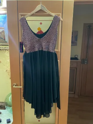 Vestido fiesta lentejuelas negro y dorado