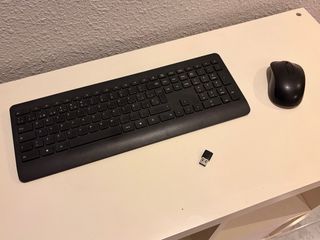 Teclado y Ratón Inalámbricos Microsoft Negro