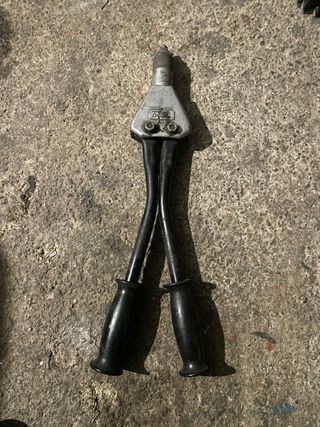 Remachadora manual grande