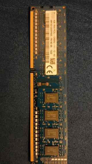 SK hynix 4GB PC3L-12800U Módulo RAM
