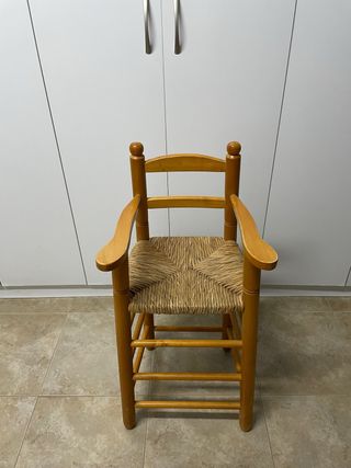 Silla Infantil mimbre , alto 90cm fon37 an41