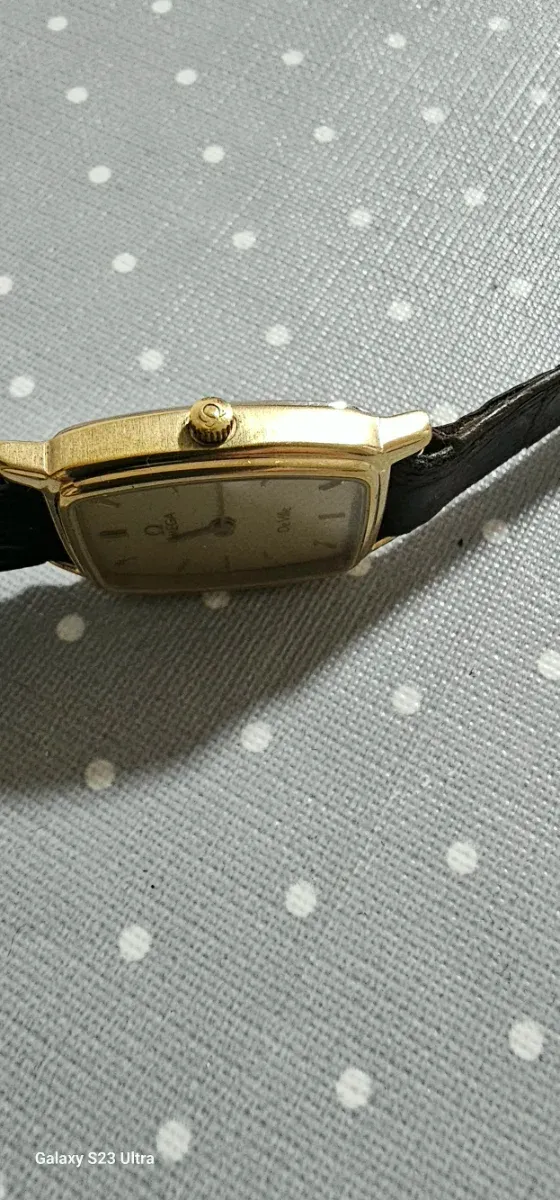 Reloj Omega De Ville Dorada