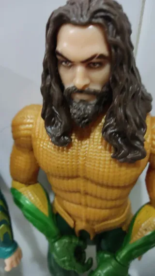 SUPER LOTE DC MERA Y AQUAMAN TAMAÑO GRANDE