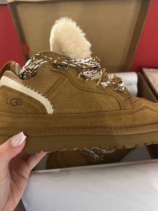 Botas UGG Lowmel Castanhas