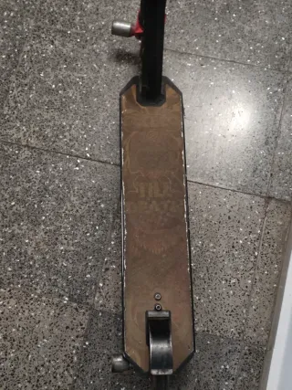 Patinete Oxelo Freestyle Negro y Rojo