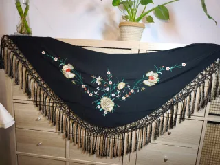 Mantón Flamenco Bordado Negro