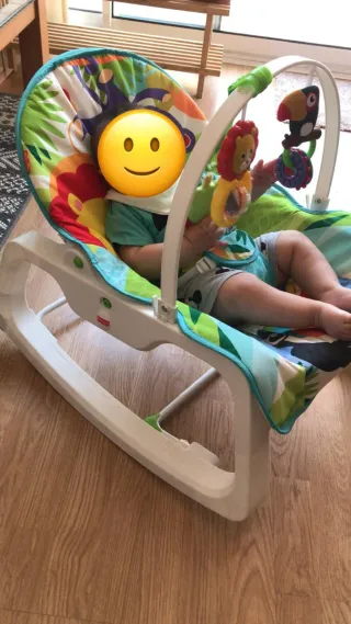 Hamaca Fisher Price Crece conmigo en su caja