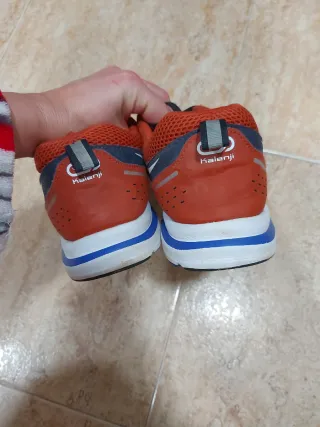 Zapatillas Decathlon Talla 47 Azul/Rojo