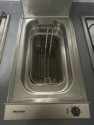 Freidora Miele CombiSet empotrable