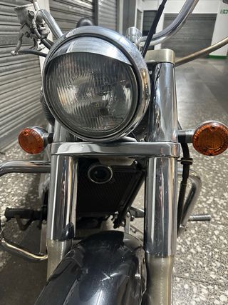 Kawasaki Vulcan VN800 Classic Custom