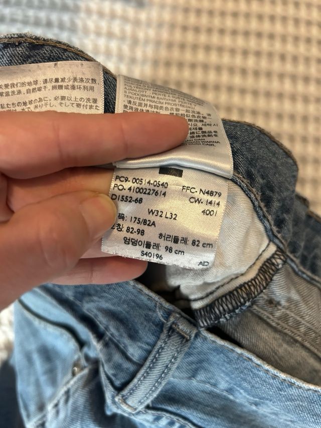 Tejanos Levi's hombre azul claro