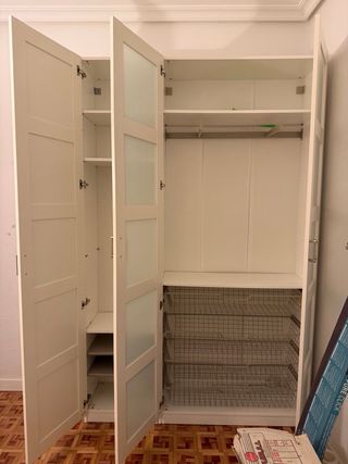 Armario 3 puertas Ikea