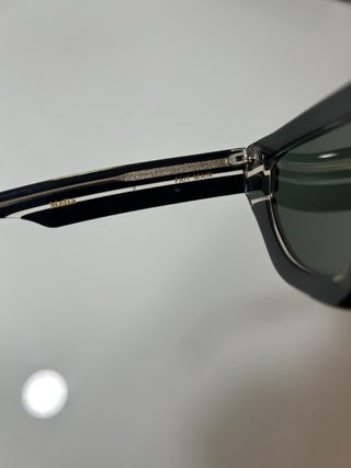 Gafas de sol vintage negras y azules