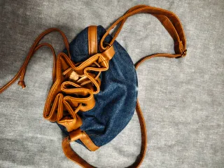 (Solo por envío)Bolso mochila vaquero y piel