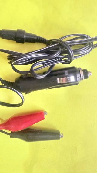 Cargador Baterías Ni-MH / Ni-Cd Automático