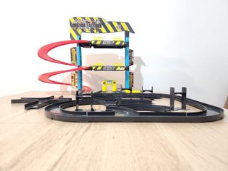 Parking de Coches Motor Factory