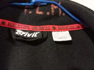 Chaqueta térmica negra 152 cm. 12 años