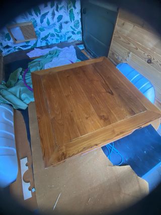 Preciosa mesita chill out  100% madera.