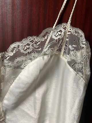 Camiseta tirantes encaje lencera