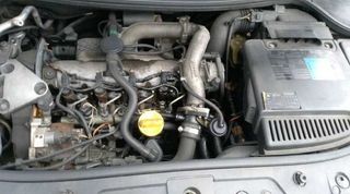 Centralita motor 8200305678 renault megane 785624