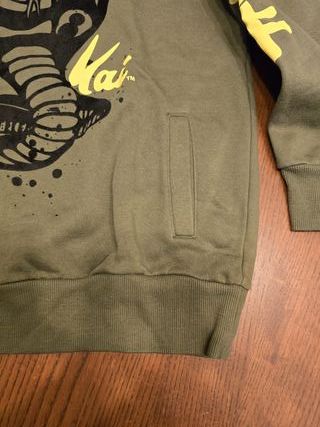 Sudadera Cobra Kai sin estrenar