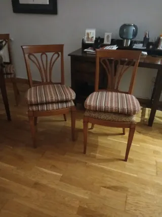 6 Sillas de Comedorde Roble macizas.