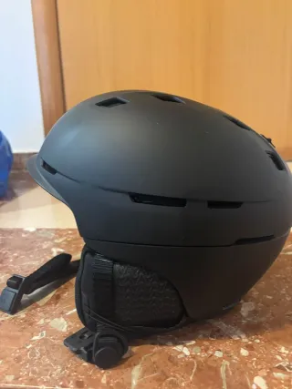 Casco de snowboard negro