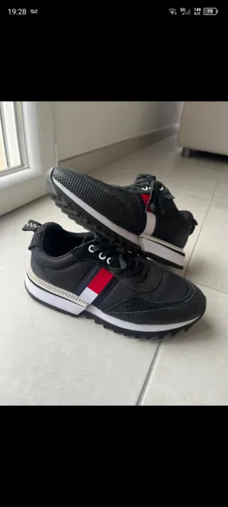 Zapatillas Tommy Hilfiger Negras Multicolor