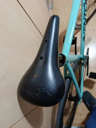 Fixie Aventon Mataro Low Pista