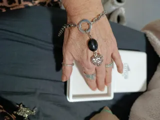 Pulsera Lotus acero y Piedra Negra