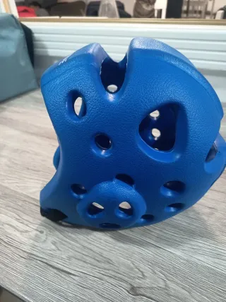 Casco Taekwondo Fujimae Azul y Rojo