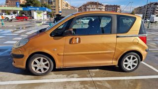 Peugeot 1007 2005