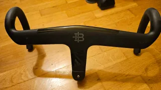 Manillar Black Inc integrado negro 100mm