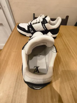 Zapatillas Originales Louis Vuitton Negras y Blanc