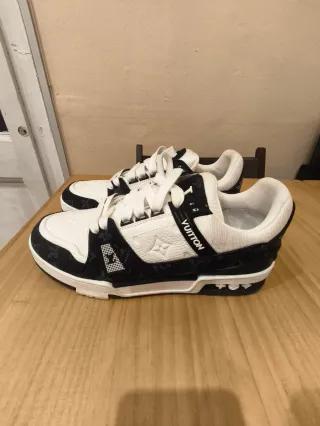 Zapatillas Originales Louis Vuitton Negras y Blanc