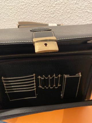 Maletín de piel negro NUEVO